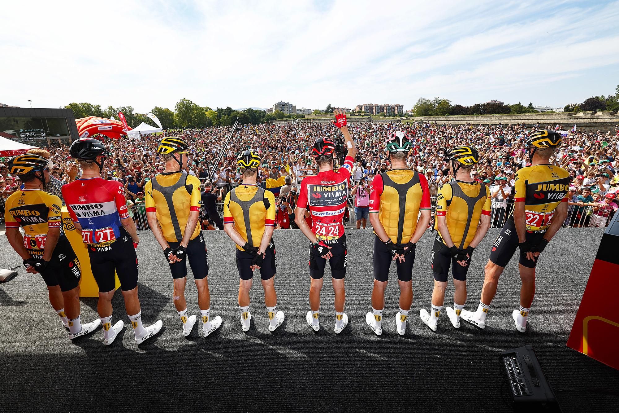 Presentación del equipo Jumbo Visma, en Pamplona.