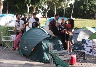 Acampada en la Plaza de la Feria (Las Palmas de Gran Canaria) por el derecho a la vivienda