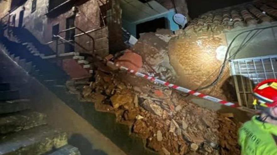 Las intensas lluvias provocan el desplome de dos viviendas en Puertollano, sin heridos