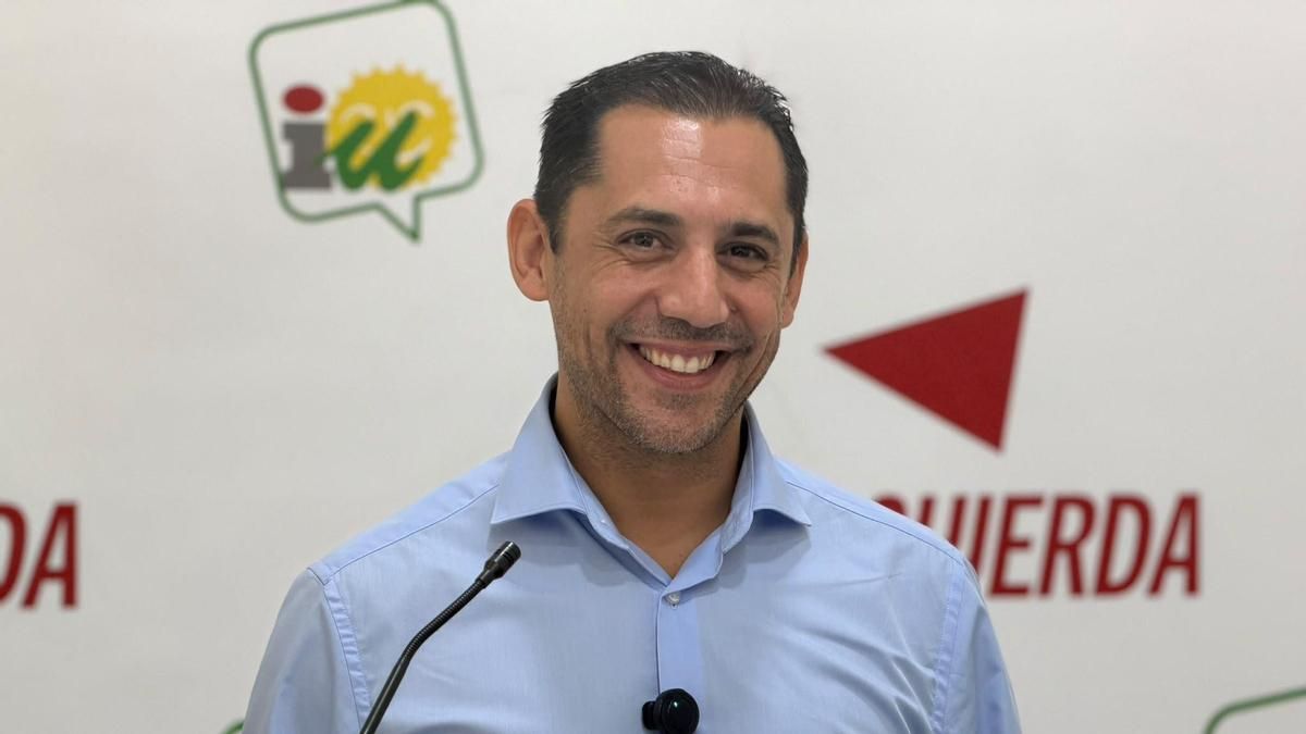 IU Córdoba elige a Sebastián Pérez como número uno al Congreso de los Diputados