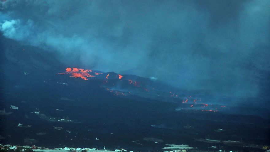 El tremor del volcán de La Palma se intensifica y la lava no afecta a nuevas superficies