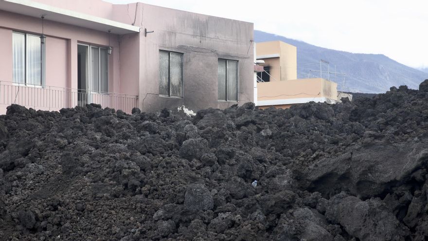 Viviendas afectadas por la lava en el barrio de La Laguna. (ALEJANDRO RAMOS)