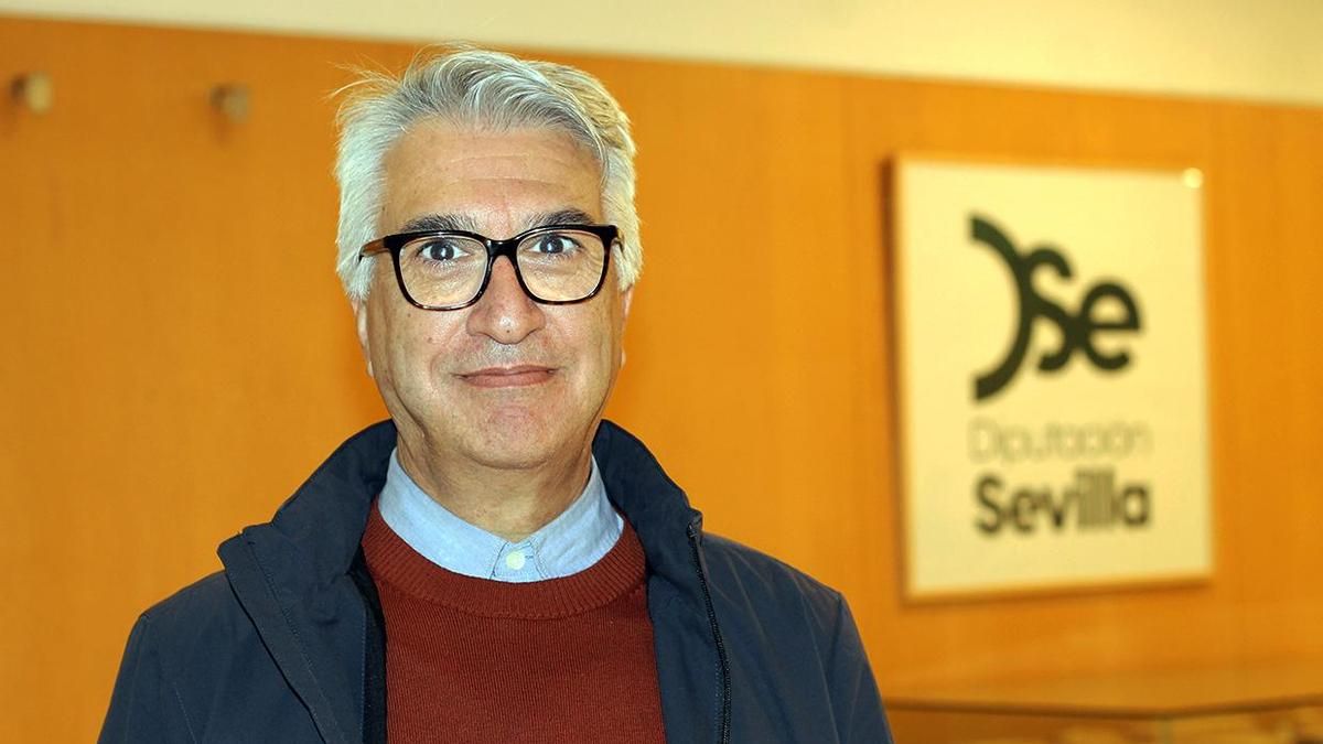 "El Ayuntamiento de Sevilla está haciendo politiqueo con la fosa Monumento, tiene sus esclavitudes con la extrema derecha"