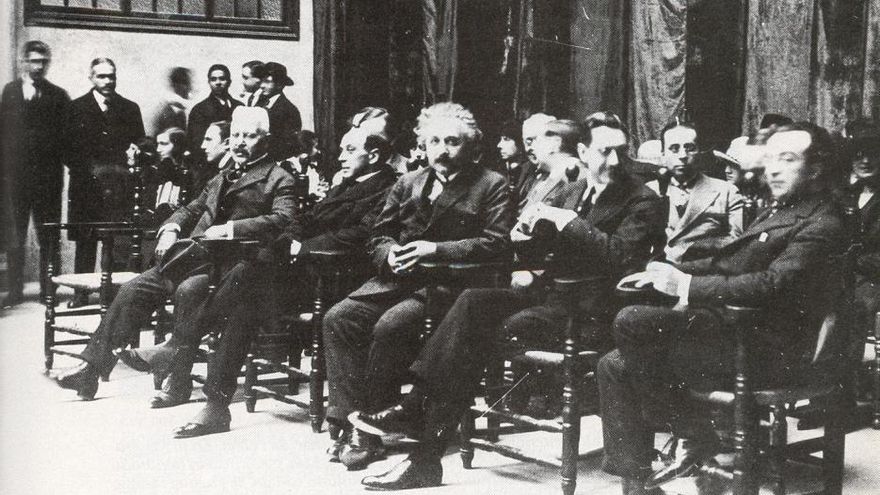 Cuando Einstein llegó a Barcelona y nadie lo recibió: 100 años de su histórica visita a la capital catalana