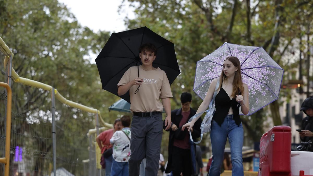 Octubre arranca pasado por agua: lluvias fuertes y avisos en siete comunidades