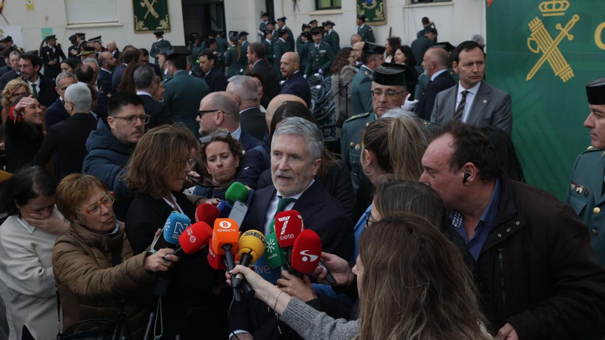 "Dejemos que la investigación concluya": Marlaska se remite al protocolo sobre las pistolas táser tras la muerte de Haitam
