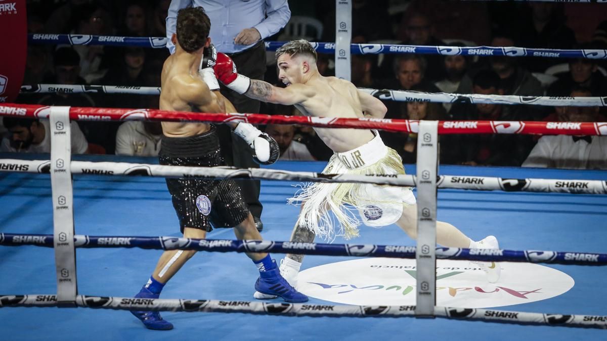 Combate de Rafa Lozano Jr. por el cinturón Iberoamericano