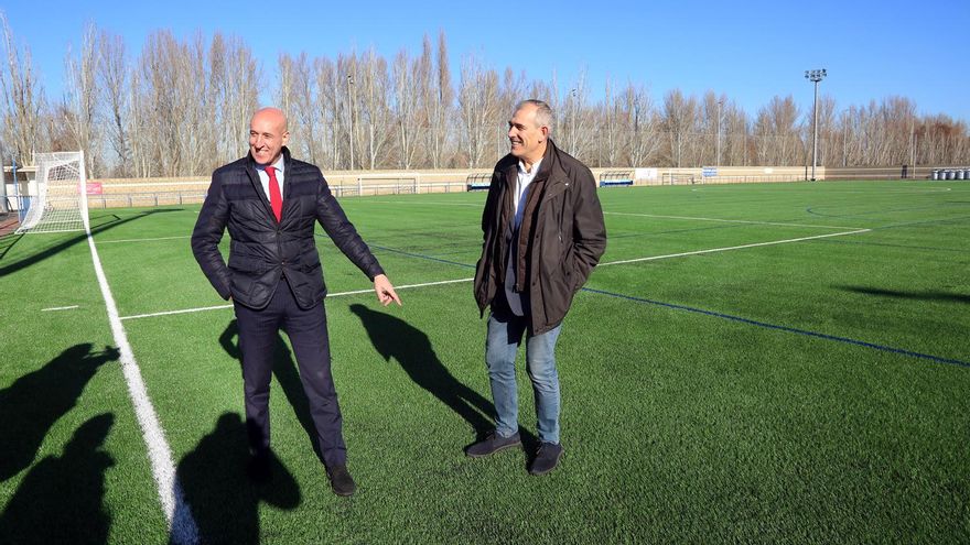 Ciudadanos exige al alcalde de León que explique quién pagó un viaje a Qatar con su mujer