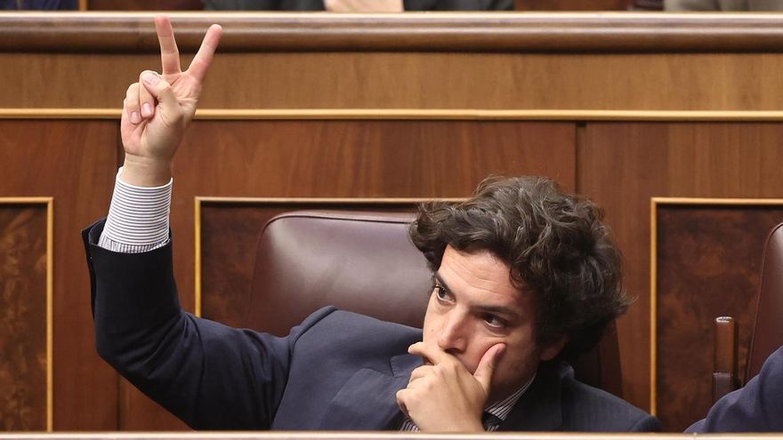 Archivo - El diputado de Vox, José María Figaredo, durante un pleno en el Congreso