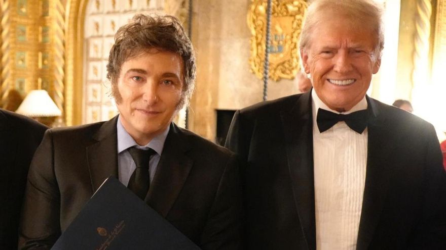 Javier Milei logró la ansiada foto con el presidente electo de Estados Unidos, Donald Trump