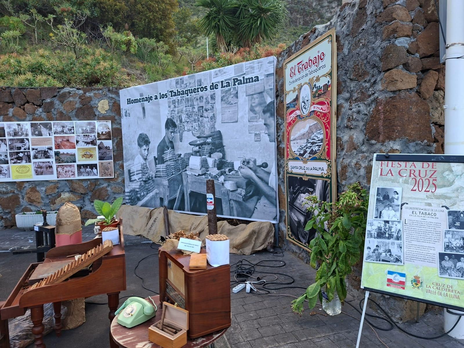La Cruz de La Caldereta-Valle de la Luna recrea la cultura del tabaco en La Palma.