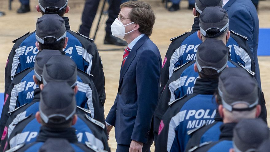 Sombras en las oposiciones a la Policía Municipal de Madrid: un club 'swinger', amistades peligrosas y la academia vidente