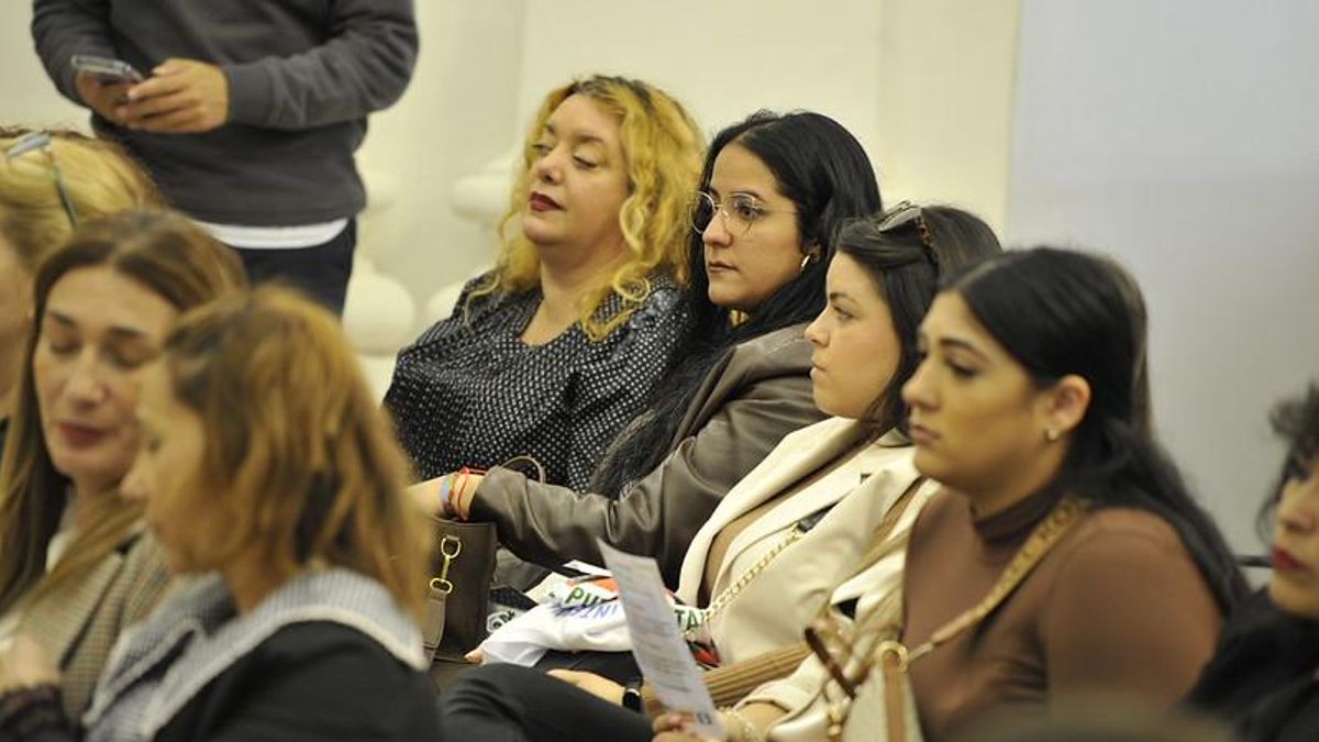 Extremadura conmemora el Día del Pueblo Gitano con una llamada a la "igualdad real" y el fin del antigitanismo