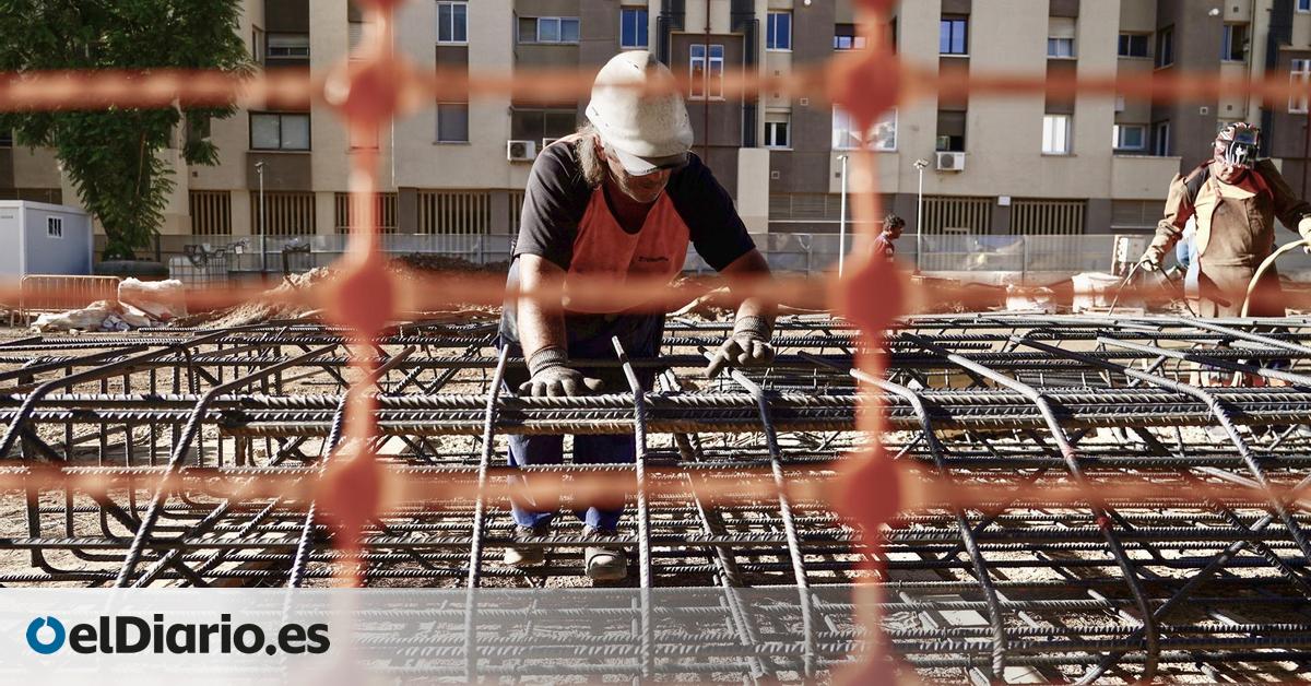 Canarias, de nuevo, la región con el coste salarial más bajo del país