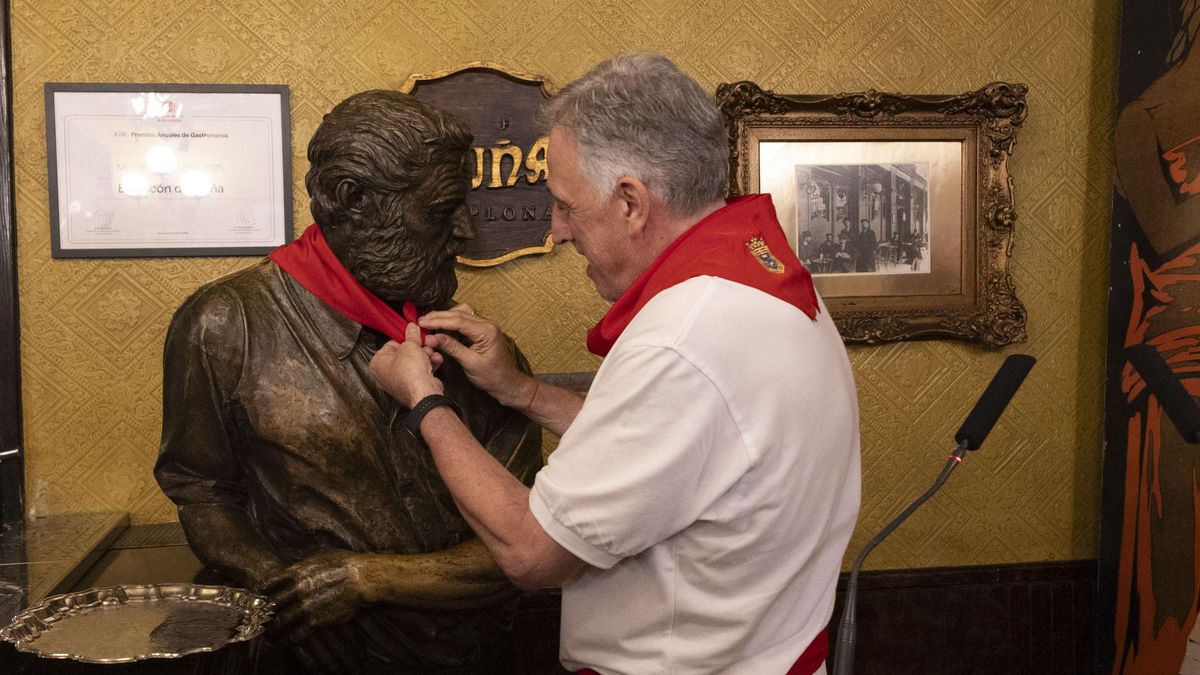 Pamplona homenajea a Hemingway en el centenario de Fiesta, el libro que intercionalizó los Sanfermines