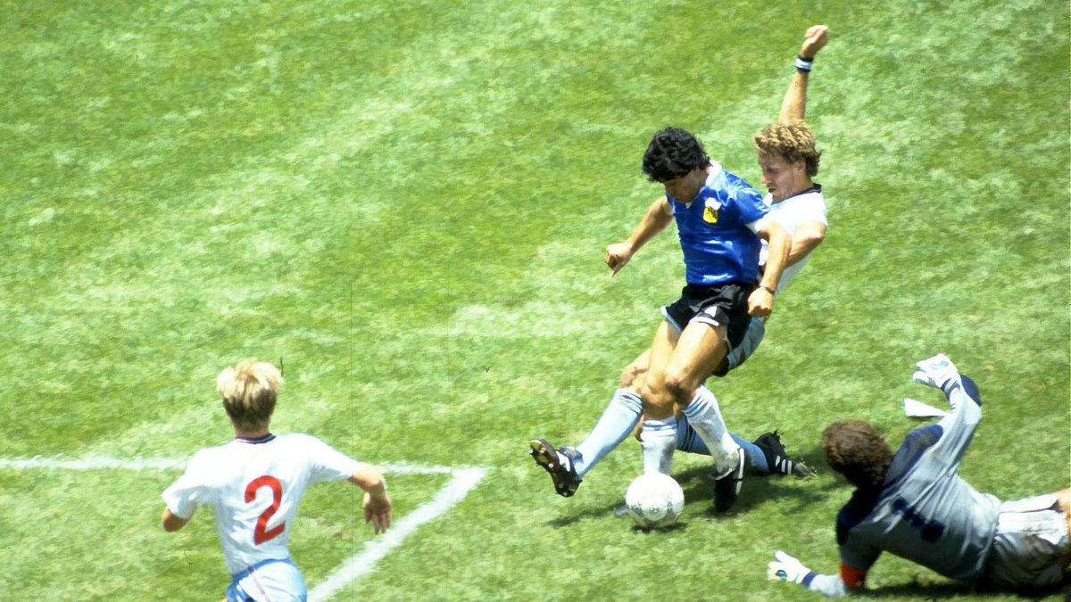 Se cumplen 40 años del "gol del siglo", el segundo que Diego Maradona le convirtió a Inglaterra en el Mundial 86 el 22 de junio de ese año.