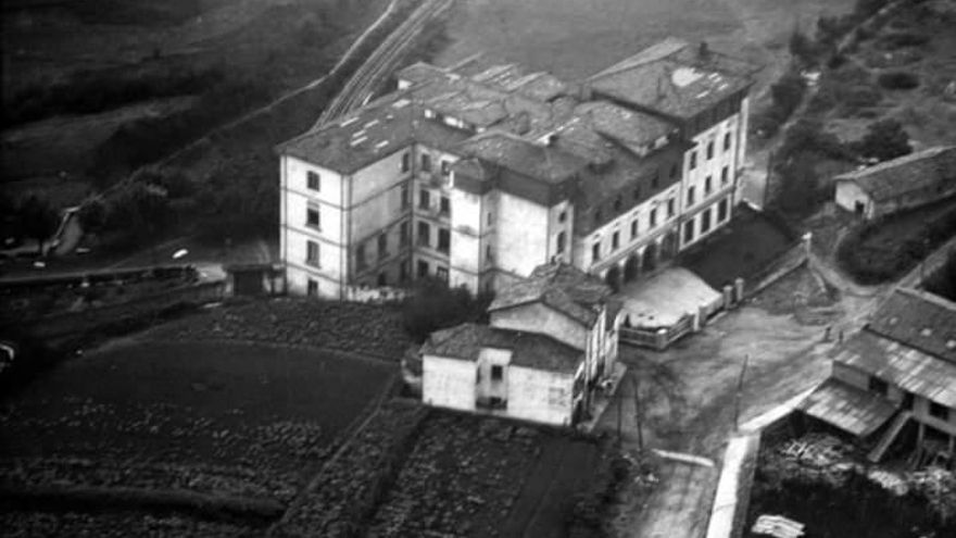 Stop derribo:  el clamor popular de 'La Malatería no se tira' a favor de un símbolo para la clase obrera de la capital asturiana