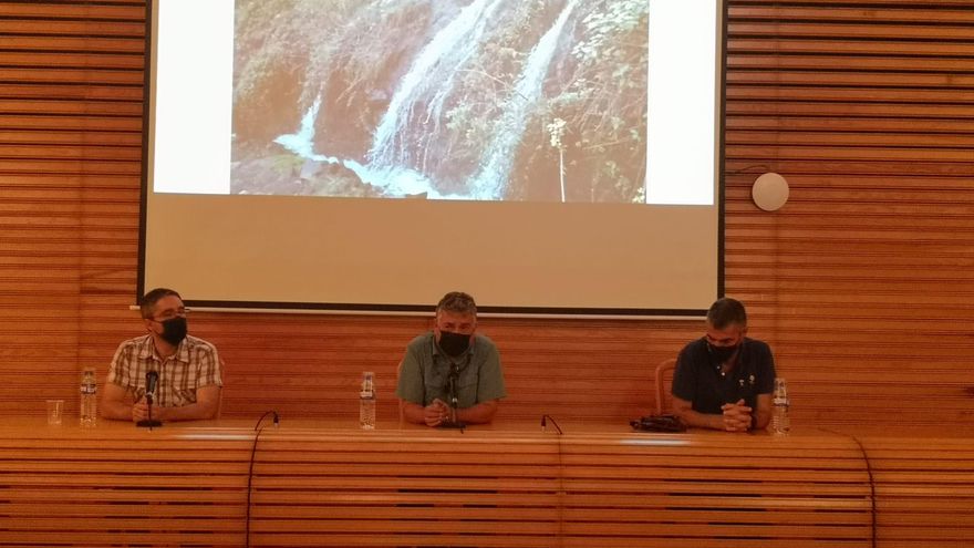 Una de las dos reuniones informativas celebradas en el marco del proyecto de racionalización en el consumo de agua agrícola en La Palma.