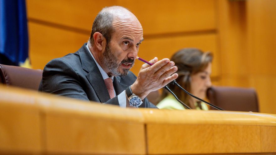 El PP se encomienda a la Virgen de la Bien Aparecida para mantener el bloqueo a la renovación del Tribunal Constitucional