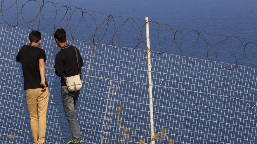 El ministro de Migración griego se niega a la exclusión del país de Schengen