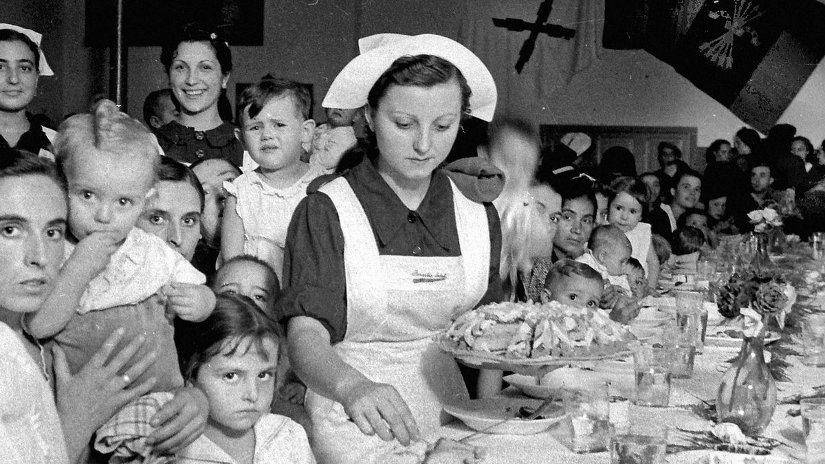 Comedor de la sección femenina (1941).