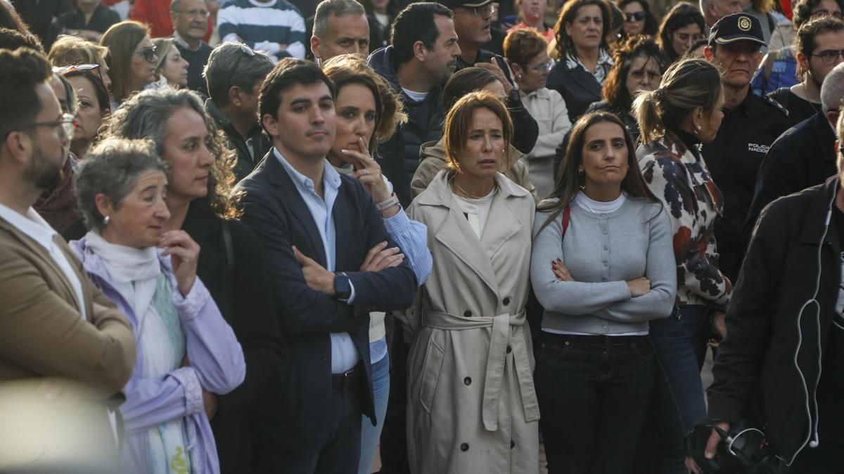 Concentración por el asesinato de una mujer en la Fuensanta