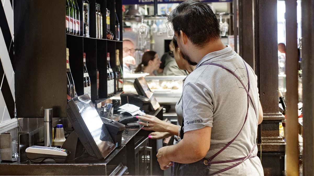 El paro cae un 1% en agosto en Balears y el número de desempleados se sitúa en los 25.700