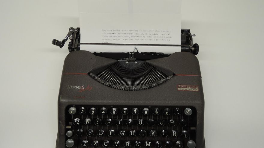 La máquina de escribir Hermes del escritor vallisoletano.