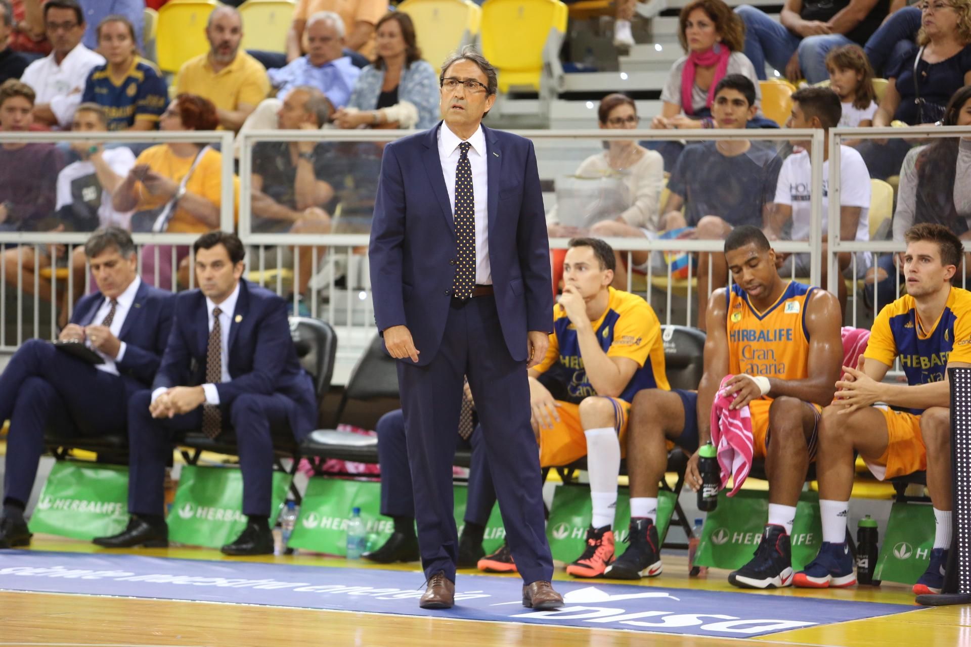 Imagen del encuentro entre el Herbalife Gran Canaria y el Valencia Basket.