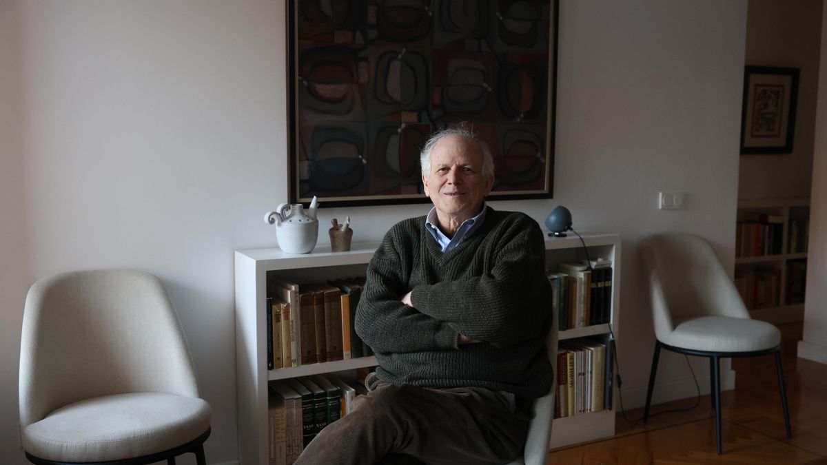 Carlos Malamud, investigador del Real Instituto Elcano para América Latina, el viernes en Madrid.