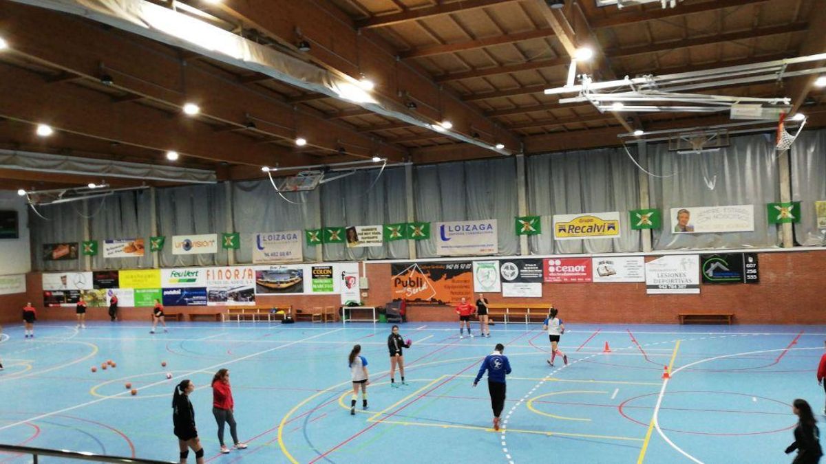 Partido de balonmano en Castro Urdiales.