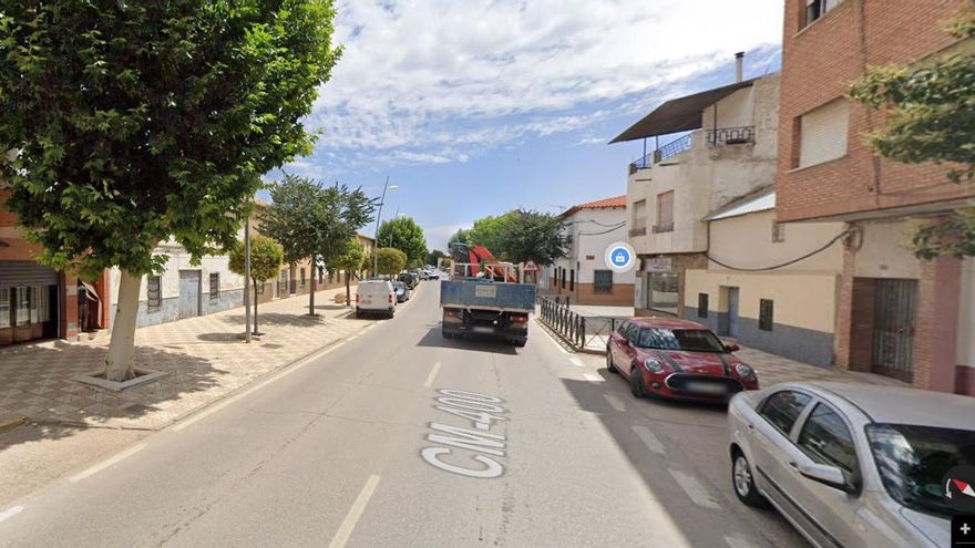 Fallece un hombre por un atropello con fuga en pleno centro de Villafranca de los Caballeros