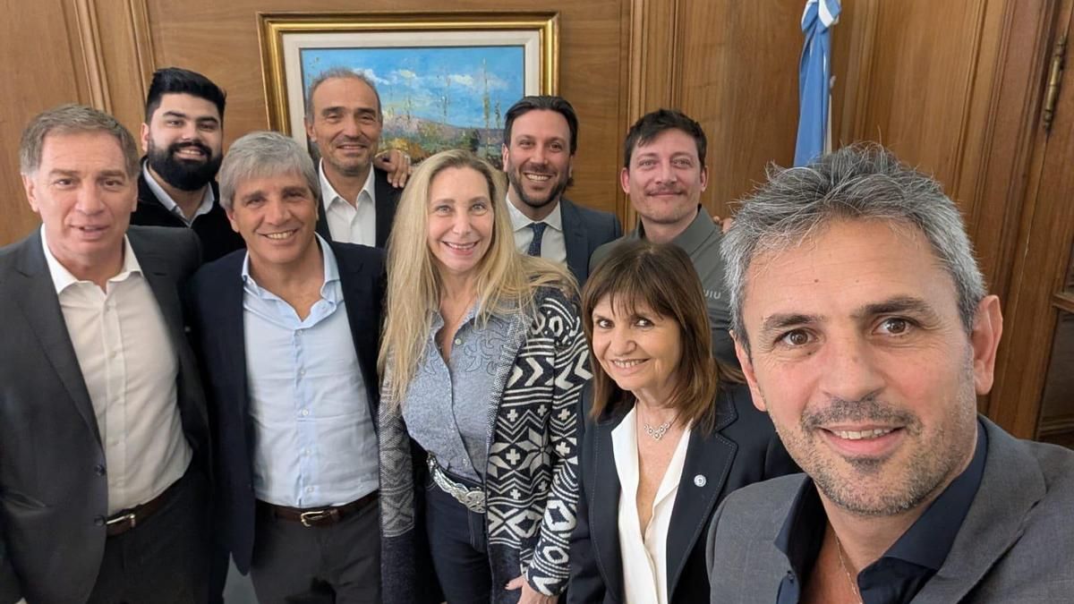 Karina Milei juntó a su mesa política para preparar la sesión de Diputados, pero las internas siguen abiertas
