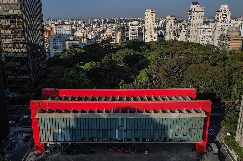 Museo de Arte de São Paulo, 1958 por Lina Bo Bardi.