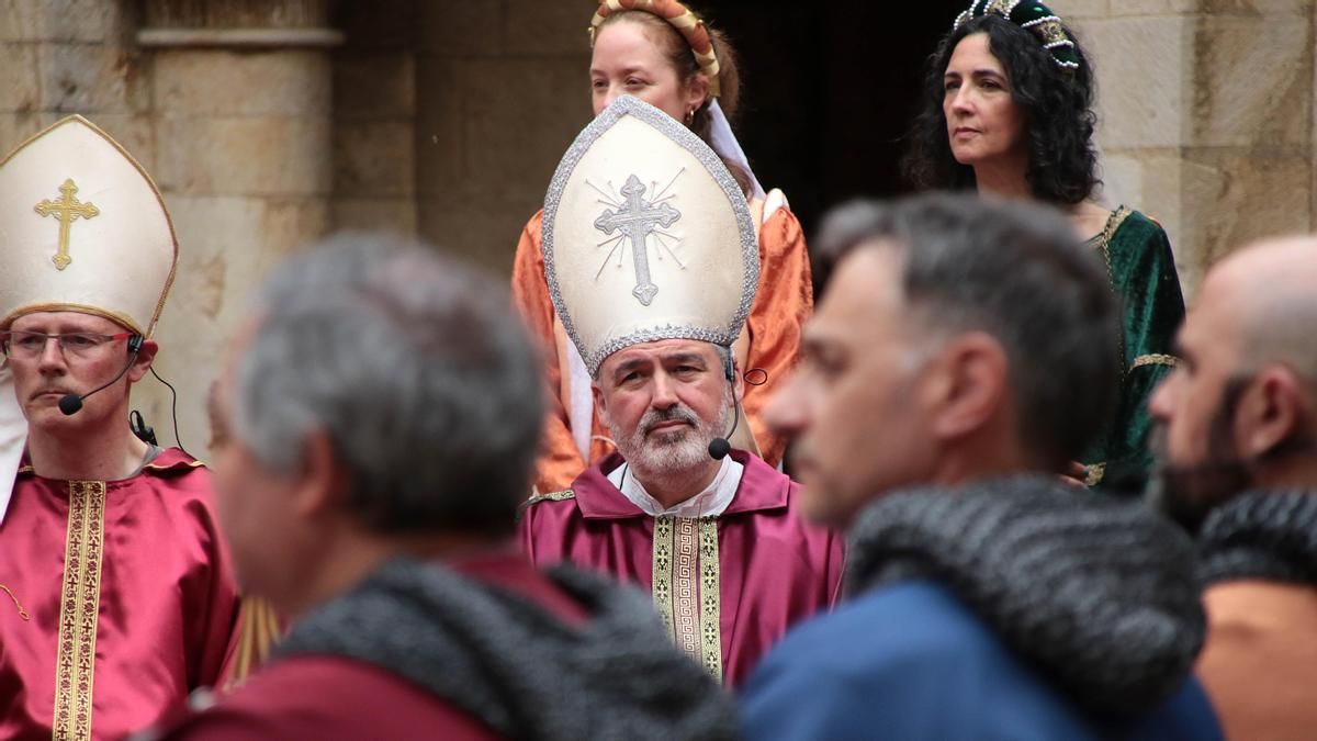 ‘Al alba del Parlamentarismo’ recrea en la Basílica de San Isidoro de León las Cortes de 1188