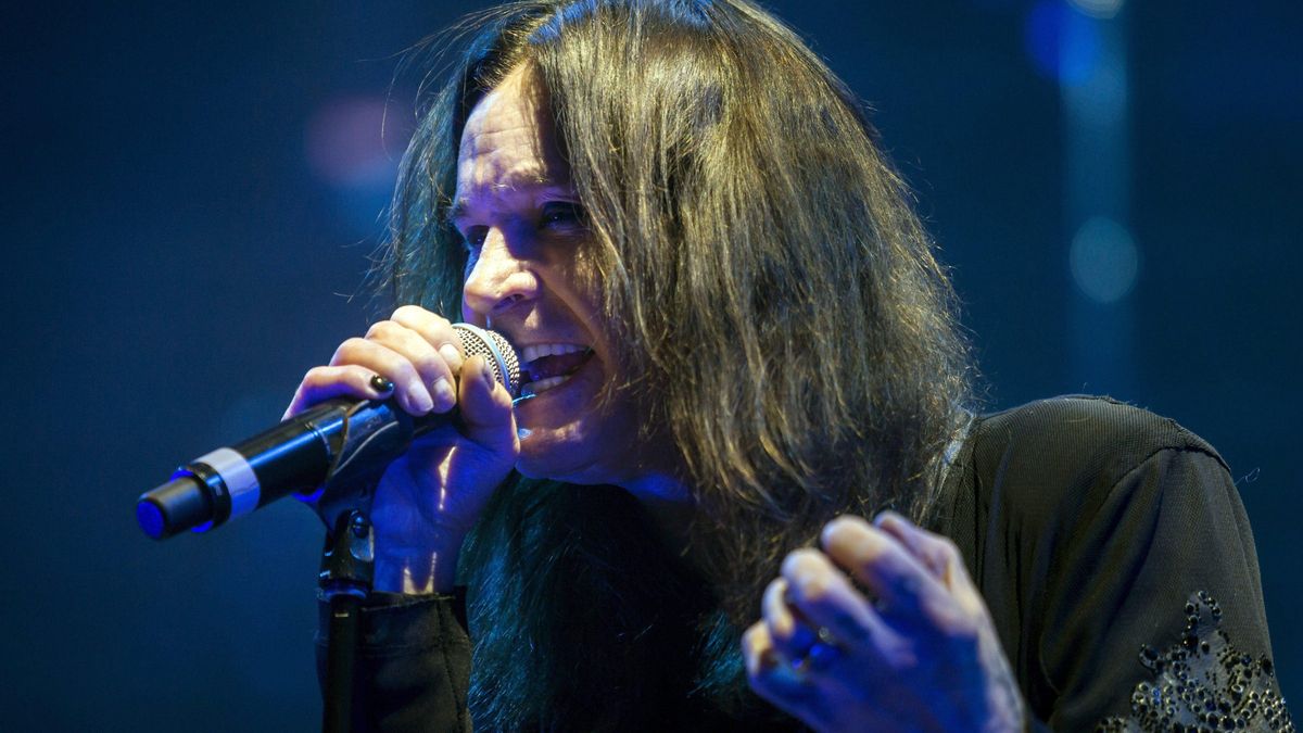 El cantante británico Ozzy Osbourne, en una fotografía de archivo. EFE/Balazs Mohai