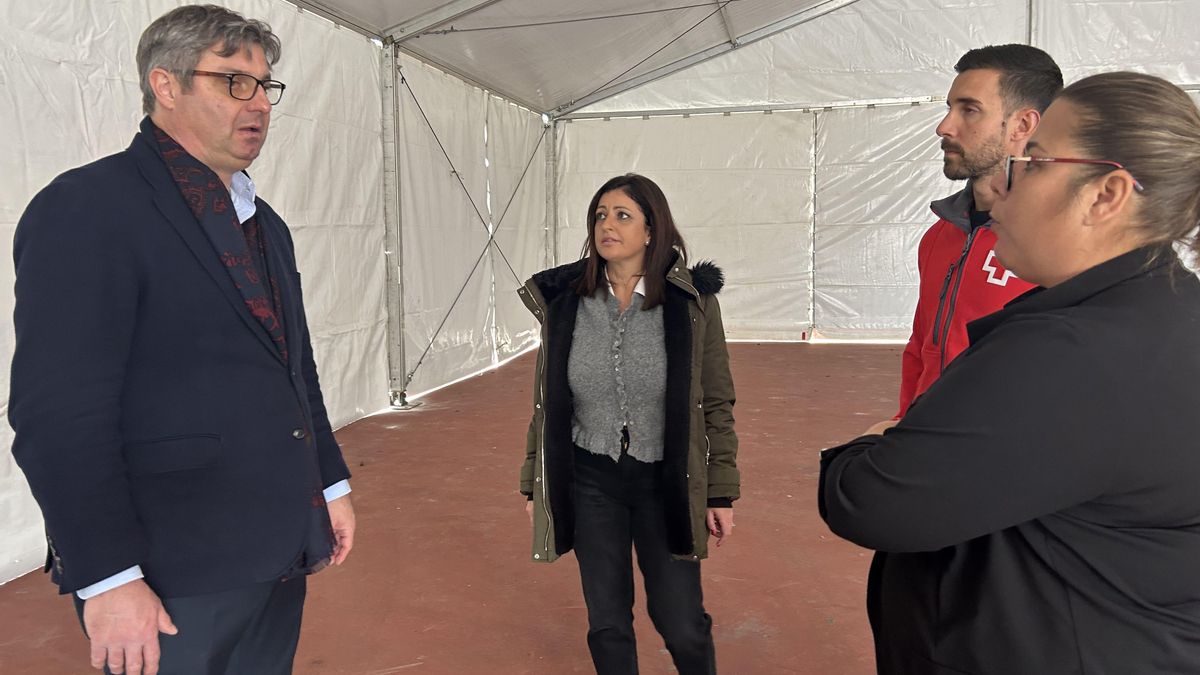 Visita a la carpa de temporeros