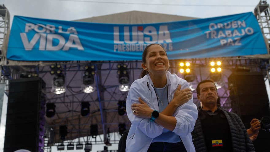 González celebra que el excandidato presidencial Topic se sume a su "unidad" para Ecuador