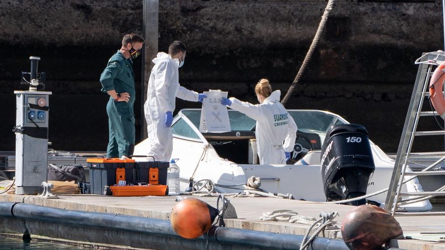 El operativo de búsqueda del padre y sus dos hijas en Tenerife localiza una silla de bebé flotando en el mar