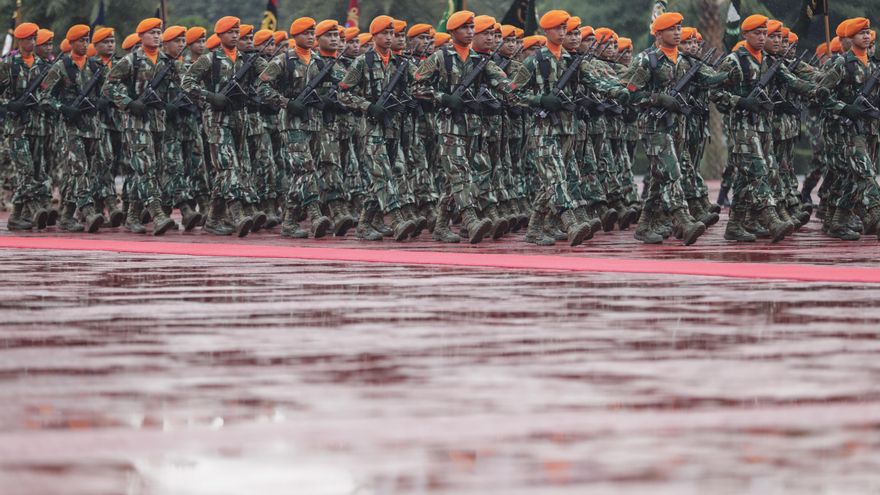 Al menos 13 muertos durante un operativo para destruir munición caducada en Indonesia