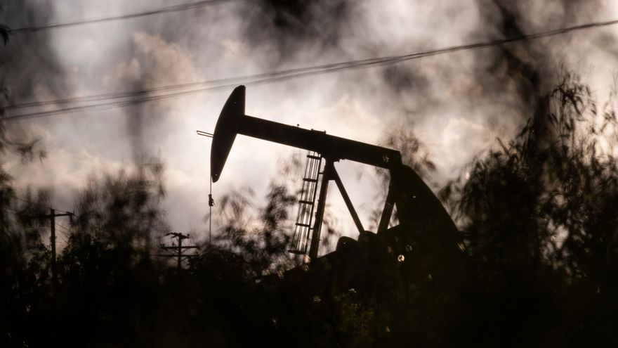 La alianza bancaria para reducir emisiones sigue financiando con millones el petróleo y el gas