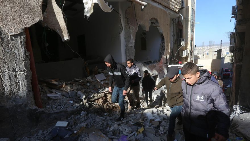 Israel lanza una gran incursión en Cisjordania mientras negocia con Hamás otra prórroga a la tregua sobre Gaza