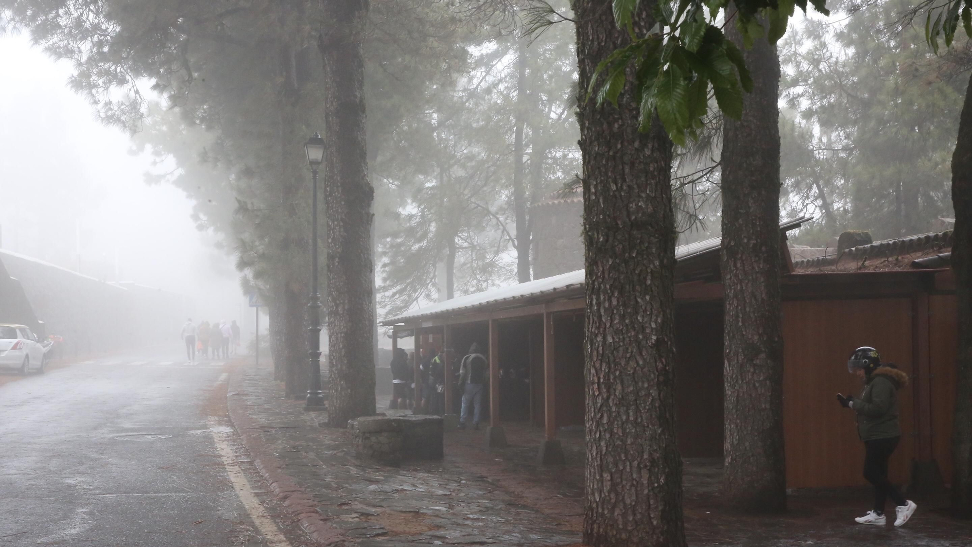 Un día de mayo invernal en la cumbre de Gran Canaria.