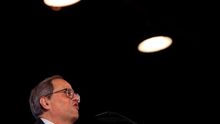 El presidente de la Generalitat, Quim Torra, durante el mitin final de campaña que JxCat en Barcelona.
