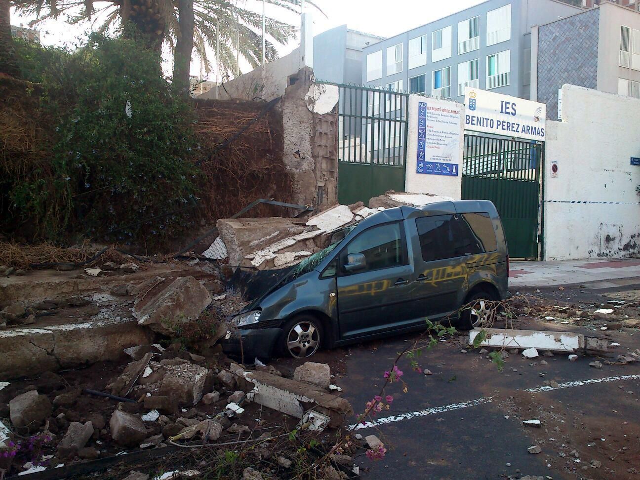 Tras el temporal, limpieza y reparaciones.