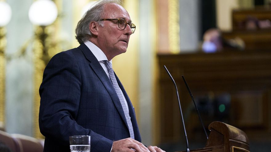 Archivo - Aizcorbe en una sesión plenaria del Congreso