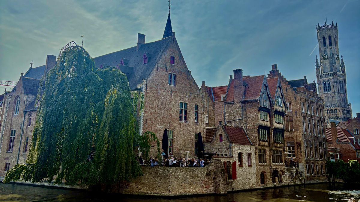 Las visitas imprescindibles en Brujas: la llamada 'Venecia del Norte' y una de las ciudades medievales mejor conservadas del mundo