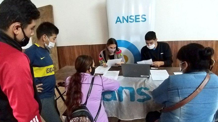 Refuerzo de Ingresos: preguntas y respuestas sobre su inscripción y cobro