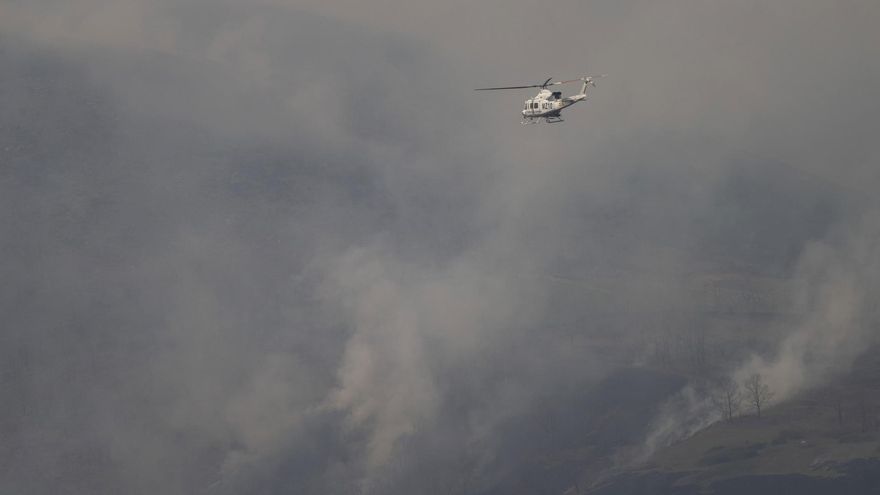Cantabria registra 27 incendios forestales activos y el nivel de riesgo sigue "alto o muy alto"