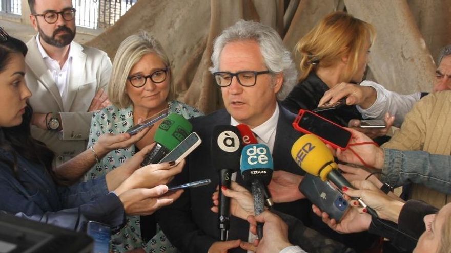 Carlos Pérez-Nievas, coordinador de Ciudadanos, y Mamen Peris, portavoz en la Comunitat Valenciana, este miércoles.